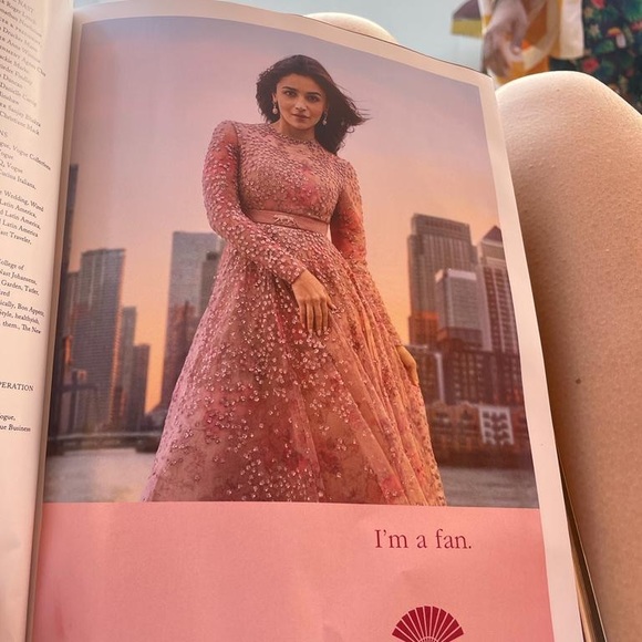 Sabyasachi blush pink gown - Fits a size 6. Comes with an adjustable belt - Picture 4 of 6